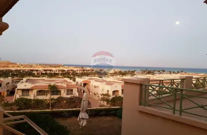 دوبلكس - 4 غرف نوم - 4 حمامات للبيع في لافيستا 7 - لافيستا - العين السخنة - السويس