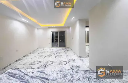 Apartment - 3 Bedrooms - 1 Bathroom for sale in Hurghada Hub - Intercontinental District - Hurghada - Red Sea
