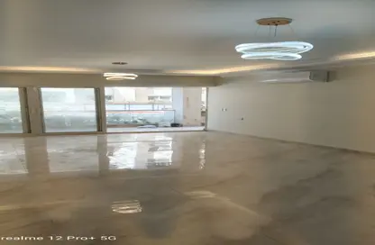 Apartment - 3 Bedrooms - 3 Bathrooms for rent in Mountain View iCity - 5th Settlement Compounds - The 5th Settlement - New Cairo City - Cairo