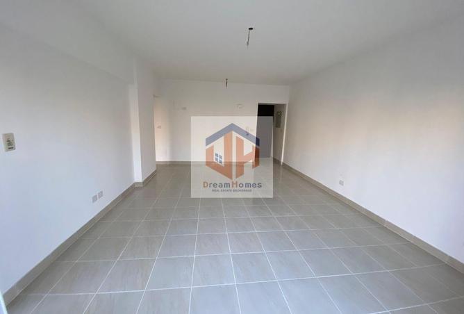 8282668 - Property Image 2