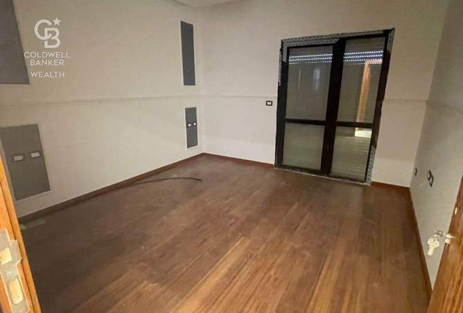 8274770 - Property Image 3