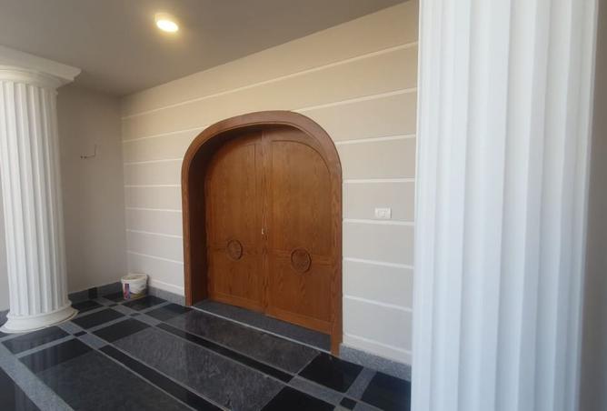 8403964 - Property Image 3