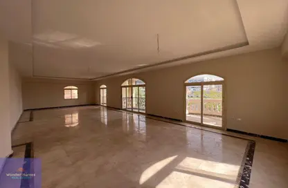 Villa - 7+ Bedrooms - 5 Bathrooms for sale in 5th Settlement Compounds - The 5th Settlement - New Cairo City - Cairo