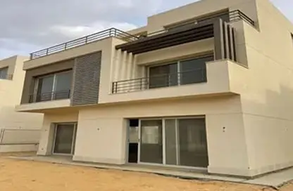 Villa - 5 Bedrooms - 7 Bathrooms for sale in Palm Hills New Cairo - 5th Settlement Compounds - The 5th Settlement - New Cairo City - Cairo