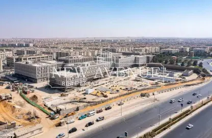 Office Space - Studio - 2 Bathrooms for rent in Mivida - 5th Settlement Compounds - The 5th Settlement - New Cairo City - Cairo