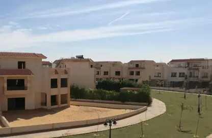 تاون هاوس - 5 غرف نوم - 6 حمامات للبيع في الشروق سبرنجز - كمبوندات الشروق - مدينة الشروق - القاهرة