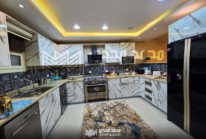 8051231 - Property Image 2