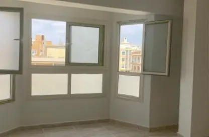 Apartment - 3 Bedrooms - 2 Bathrooms for rent in 11th District - Sheikh Zayed City - Giza