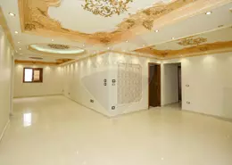 شقة - 3 غرف نوم - 2 حمامات للبيع في شارع النصر - سموحة - حي شرق - الاسكندرية