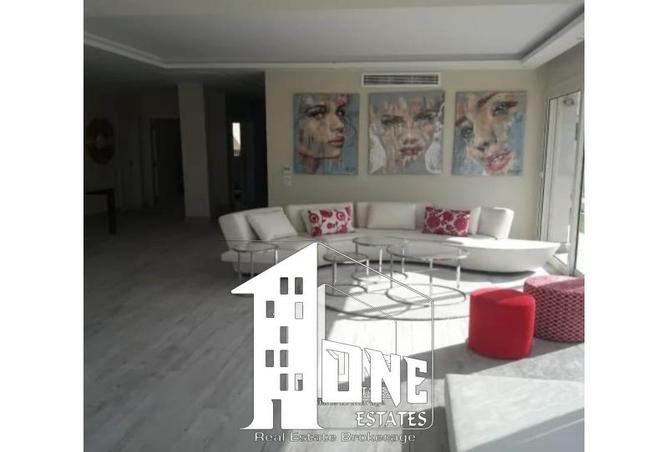 8125803 - Property Image 2