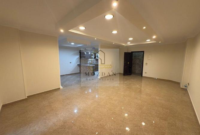 8183978 - Property Main Image