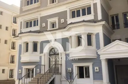 Apartment - 4 Bedrooms - 4 Bathrooms for sale in Mountain View iCity - 5th Settlement Compounds - The 5th Settlement - New Cairo City - Cairo