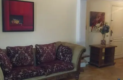 Apartment - 2 Bedrooms - 2 Bathrooms for rent in Zamalek - Cairo