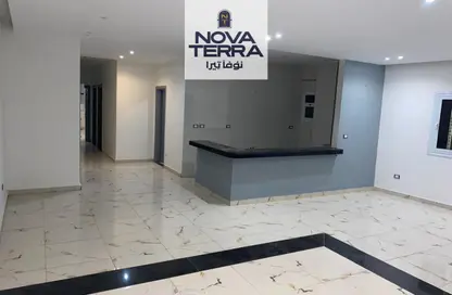 Apartment - 3 Bedrooms - 2 Bathrooms for rent in Al Hekma St. - Sheikh Zayed City - Giza