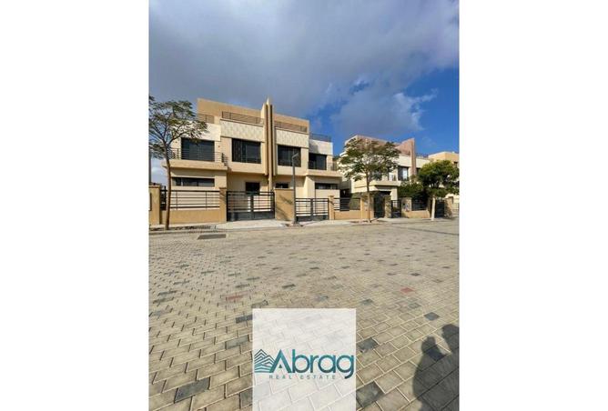 8038023 - Property Image 2