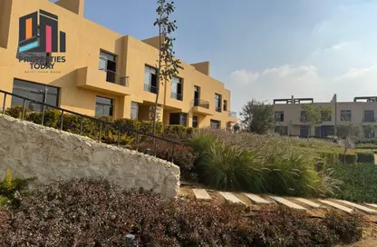 Villa - 5 Bedrooms - 4 Bathrooms for sale in O West - 6 October Compounds - 6 October City - Giza
