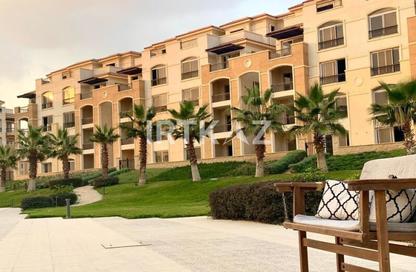 Apartment - 3 Bedrooms - 3 Bathrooms for sale in Stone Residence - 5th Settlement Compounds - The 5th Settlement - New Cairo City - Cairo