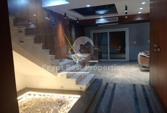8111424 - Property Image 2