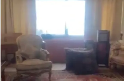 Apartment - 3 Bedrooms - 2 Bathrooms for sale in Cornish El Nile St. - Maadi - Hay El Maadi - Cairo