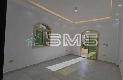 Apartment - 3 Bedrooms - 2 Bathrooms for rent in Orouba Axis - Area A - Ganoob El Acadimia - New Cairo City - Cairo