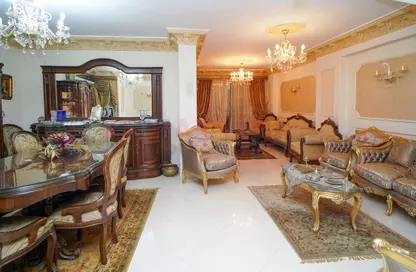 Duplex - 3 Bedrooms - 3 Bathrooms for sale in Fouad Ibrahim St. - Bolkly - Hay Sharq - Alexandria