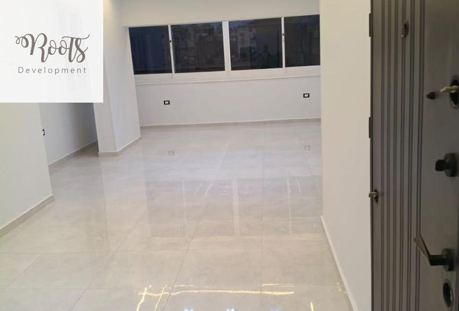 8197668 - Property Image 2