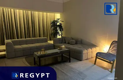 Apartment - 2 Bedrooms - 1 Bathroom for rent in Zakaria Rizk St. - Zamalek - Cairo