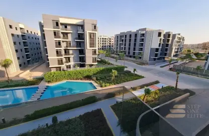 Apartment - 3 Bedrooms - 2 Bathrooms for sale in Sun Capital - Fayoum Desert road - 6 October City - Giza