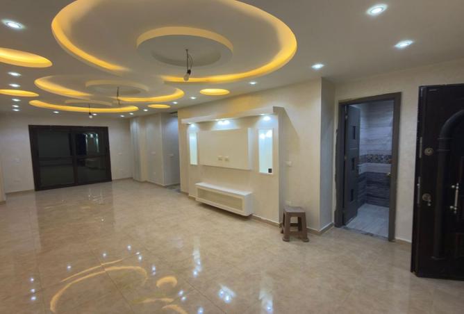 8443090 - Property Main Image