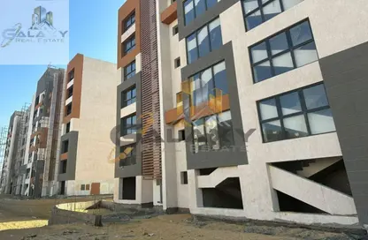Apartment - 3 Bedrooms - 2 Bathrooms for sale in Aria Compound - 5th Settlement Compounds - The 5th Settlement - New Cairo City - Cairo