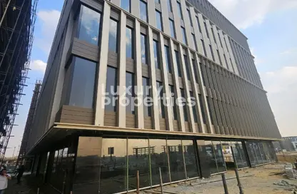 مساحات مكتبية - استوديو - 2 حمامات للبيع في وان نانيتي - شارع التسعين الجنوبي - التجمع الخامس - مدينة القاهرة الجديدة - القاهرة