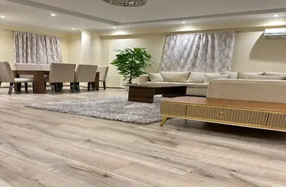 Apartment - 2 Bedrooms - 1 Bathroom for rent in Al Sharq Al Taamin - 5th Settlement Compounds - The 5th Settlement - New Cairo City - Cairo