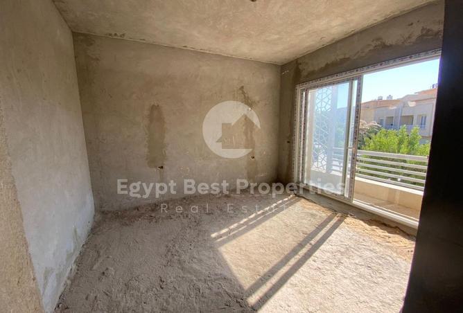 8111421 - Property Image 2