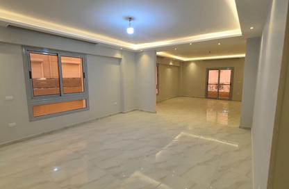 Apartment - 3 Bedrooms - 2 Bathrooms for rent in North Lotus - El Lotus - New Cairo City - Cairo