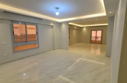 Apartment - 3 Bedrooms - 2 Bathrooms for rent in North Lotus - El Lotus - New Cairo City - Cairo