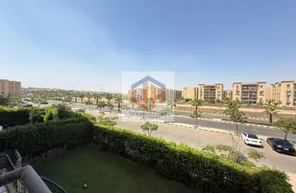 Apartment - 3 Bedrooms - 3 Bathrooms for sale in North Rehab - New Cairo City - Cairo