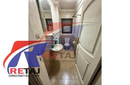 Apartment - 3 Bedrooms - 2 Bathrooms for sale in Gamal Al Din Dewidar St. - 8th Zone - Nasr City - Cairo