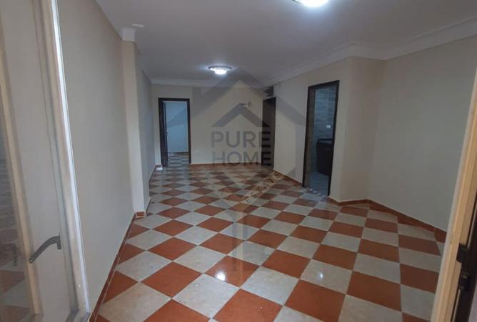 8339077 - Property Image 2