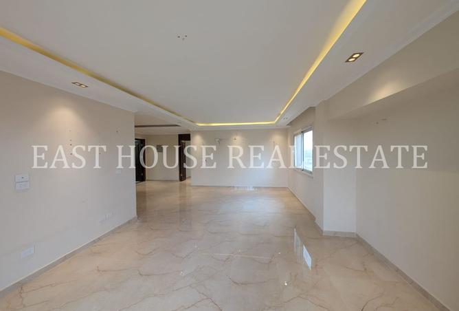 8051282 - Property Image 2