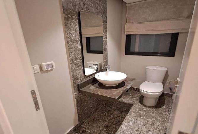 8233102 - Property Image 3