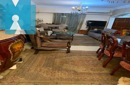 شقة - 3 غرف نوم - 2 حمامات للبيع في حدائق المهندسين - الحي الرابع - الشيخ زايد - الجيزة