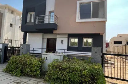Villa - 3 Bedrooms - 3 Bathrooms for sale in Madinaty - Cairo