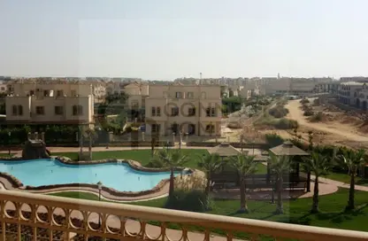 Twin House - 5 Bedrooms - 5 Bathrooms for sale in Greens - 6th District - Sheikh Zayed City - Giza