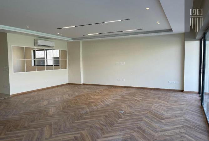 8207037 - Property Image 2