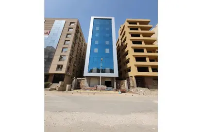مساحات مكتبية - استوديو - 8 حمامات للايجار في شارع النصر - حي المعادي - القاهرة