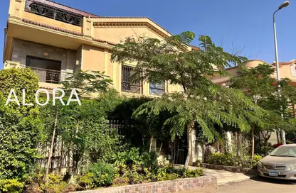Apartment - 3 Bedrooms - 2 Bathrooms for sale in Al Bostan St. - 9th District - Sheikh Zayed City - Giza