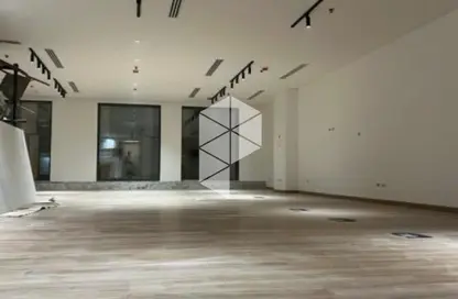 Office Space - Studio - 2 Bathrooms for rent in Park St. - Ring Road - The 5th Settlement - New Cairo City - Cairo