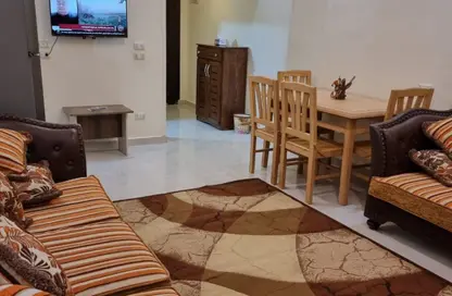 Apartment - 2 Bedrooms - 1 Bathroom for rent in Degla Gardens - Hadayek October - 6 October City - Giza Apartment - 2 Bedrooms - 1 Bathroom for rent in Degla Gardens - Hadayek October - 6 October City - Giza