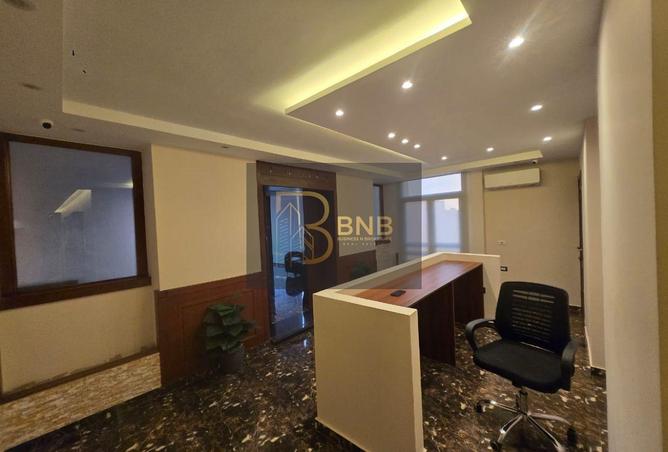 8330823 - Property Image 2