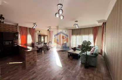 Apartment - 3 Bedrooms - 2 Bathrooms for rent in Al Rehab - New Cairo City - Cairo